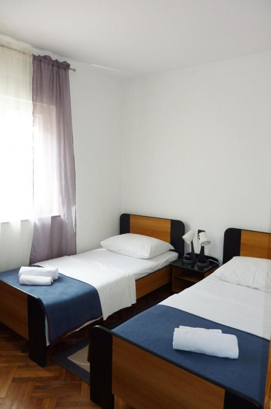 Apartments Bozica วีร์ ภายนอก รูปภาพ